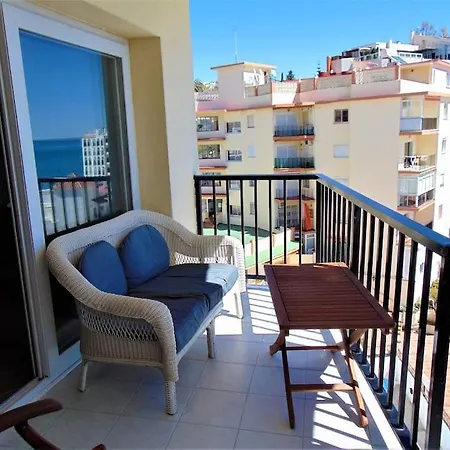 One Bedroom Apartment, Sea View On Floor *