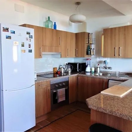 One Bedroom Apartment, Sea View On Floor