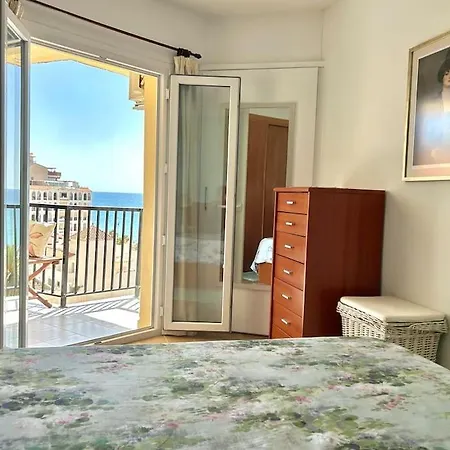 Apartment One Bedroom Apartment, Sea View On Floor