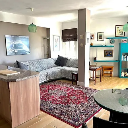 One Bedroom Apartment, Sea View On Floor Apartment *